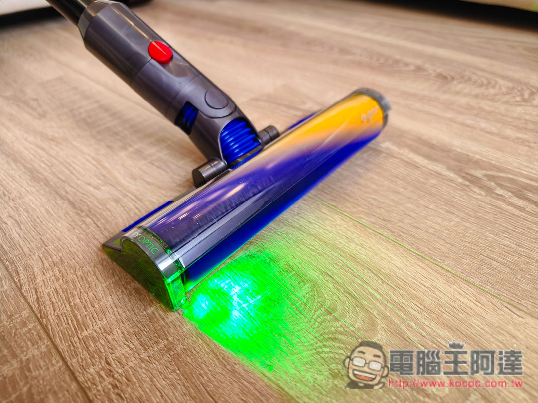 Dyson V12s Detect Slim Submarine 乾濕全能洗地吸塵器開箱:可乾吸、洗地的黑科技掃地神器 - 電腦王阿達 Dyson V12s Detect Slim Submarine 乾濕全能洗地吸塵器開箱:可乾吸、洗地的黑科技掃地神器 - 電腦王阿達