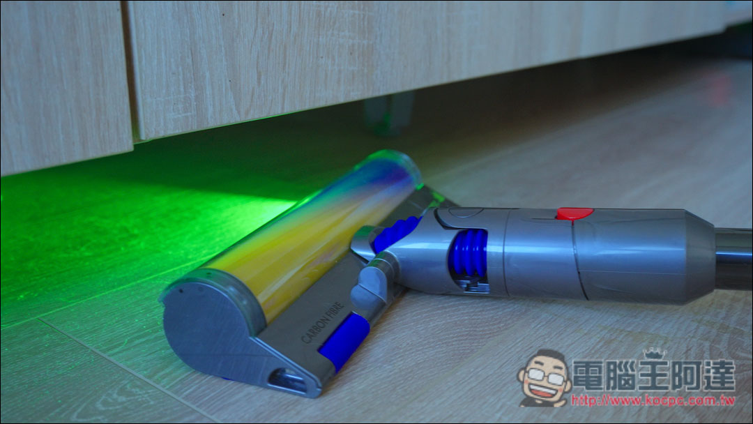 Dyson V12s Detect Slim Submarine 乾濕全能洗地吸塵器開箱:可乾吸、洗地的黑科技掃地神器 - 電腦王阿達 Dyson V12s Detect Slim Submarine 乾濕全能洗地吸塵器開箱:可乾吸、洗地的黑科技掃地神器 - 電腦王阿達