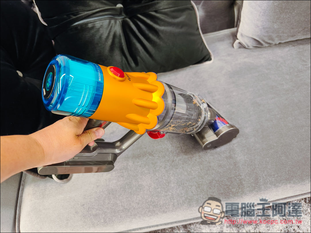 Dyson V12s Detect Slim Submarine 乾濕全能洗地吸塵器開箱:可乾吸、洗地的黑科技掃地神器 - 電腦王阿達 Dyson V12s Detect Slim Submarine 乾濕全能洗地吸塵器開箱:可乾吸、洗地的黑科技掃地神器 - 電腦王阿達