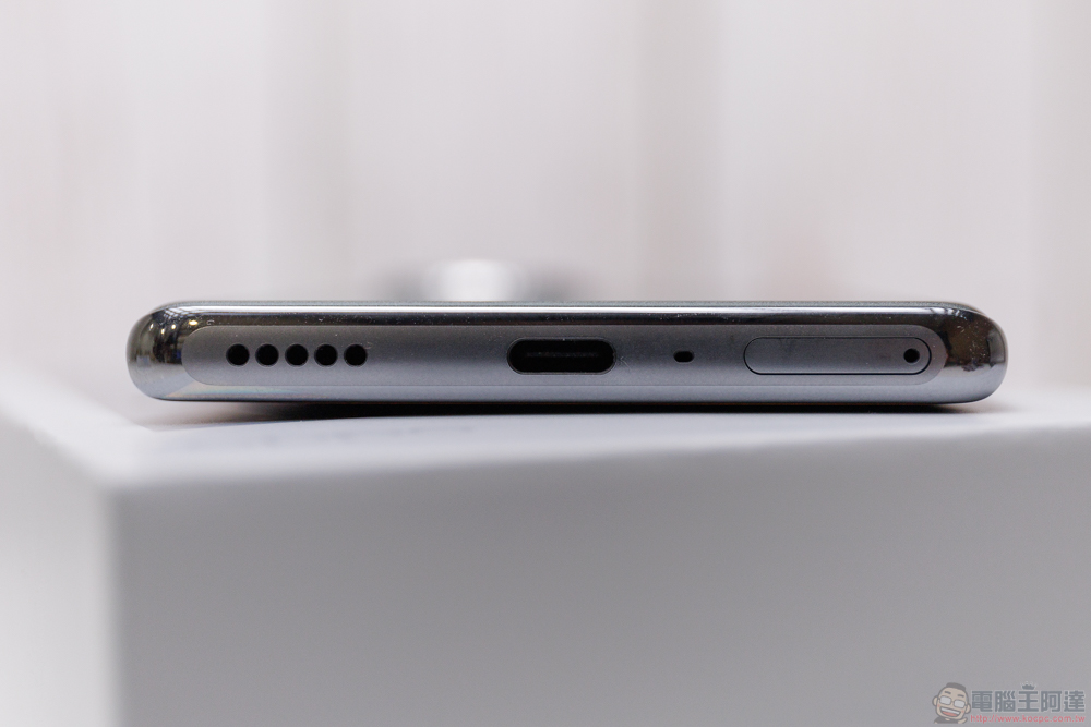 OPPO Reno10 Pro+ 實拍開箱體驗:潛望式鏡頭與 AI 超清長焦讓你輕鬆化身人像專家 - 電腦王阿達 OPPO Reno10 Pro+ 實拍開箱體驗:潛望式鏡頭與 AI 超清長焦讓你輕鬆化身人像專家 - 電腦王阿達