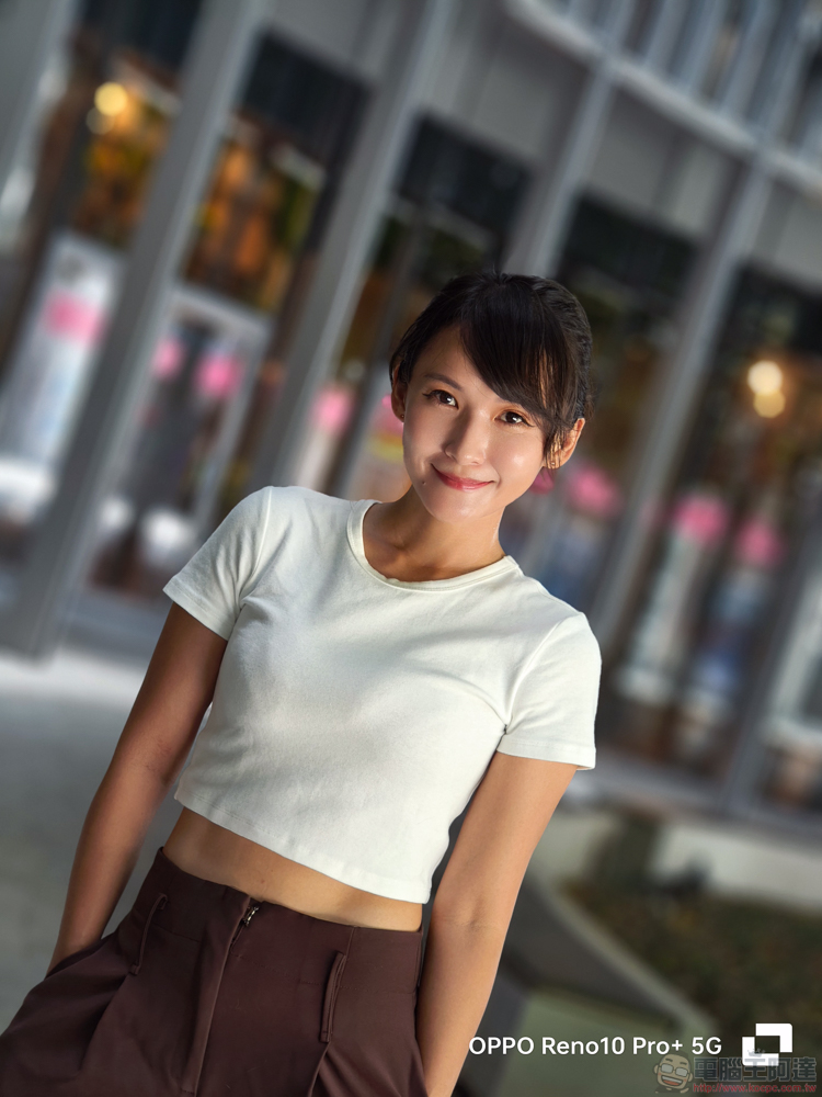 OPPO Reno10 Pro+ 實拍開箱體驗:潛望式鏡頭與 AI 超清長焦讓你輕鬆化身人像專家 - 電腦王阿達 OPPO Reno10 Pro+ 實拍開箱體驗:潛望式鏡頭與 AI 超清長焦讓你輕鬆化身人像專家 - 電腦王阿達