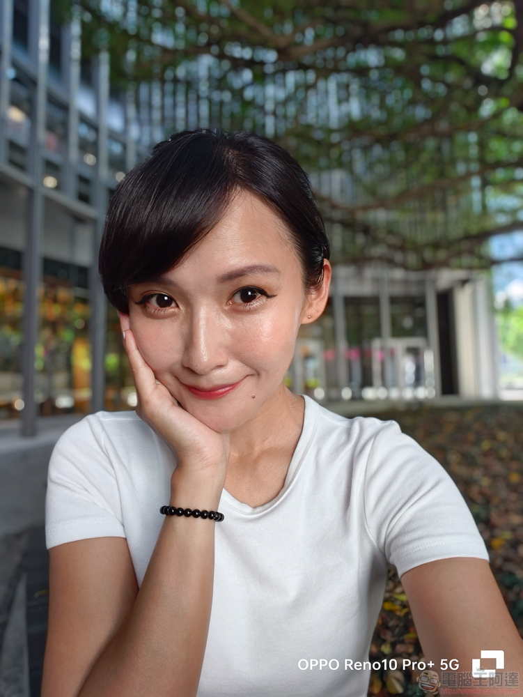 OPPO Reno10 Pro+ 實拍開箱體驗:潛望式鏡頭與 AI 超清長焦讓你輕鬆化身人像專家 - 電腦王阿達 OPPO Reno10 Pro+ 實拍開箱體驗:潛望式鏡頭與 AI 超清長焦讓你輕鬆化身人像專家 - 電腦王阿達