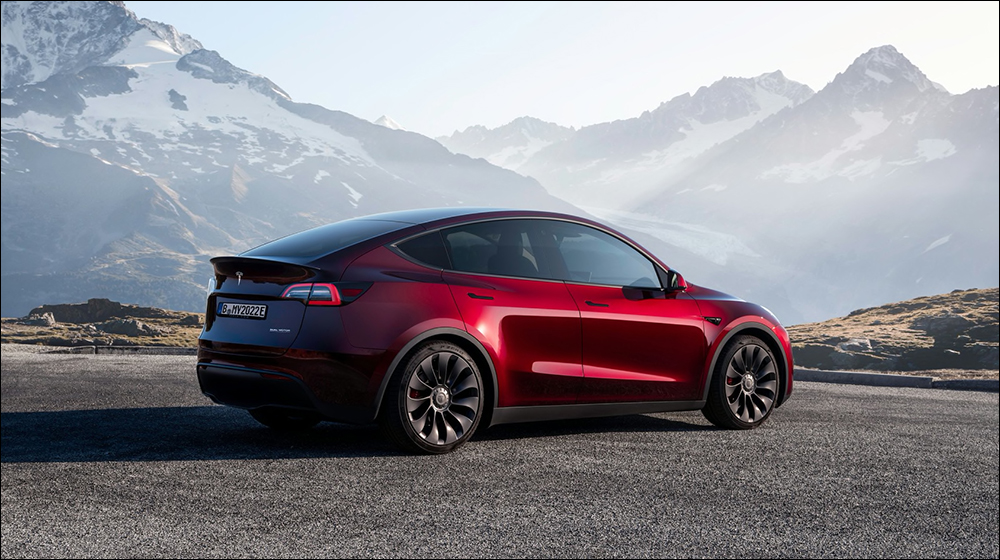 台灣 Tesla Model Y 新增深藍與午夜櫻桃紅車色,選配價分別為 4.8 萬與 9.8 萬 - 電腦王阿達 台灣 Tesla Model Y 新增深藍與午夜櫻桃紅車色,選配價分別為 4.8 萬與 9.8 萬 - 電腦王阿達