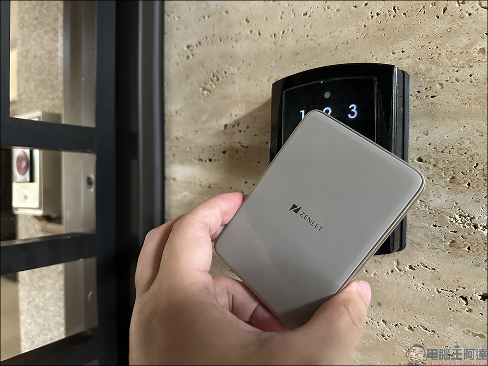 Zenlet 3 系列 行動錢包開箱、動手玩|一指自動展卡、雙面感應,卡片、鈔票、零錢都能裝 - 電腦王阿達 Zenlet 3 系列 行動錢包開箱、動手玩|一指自動展卡、雙面感應,卡片、鈔票、零錢都能裝 - 電腦王阿達
