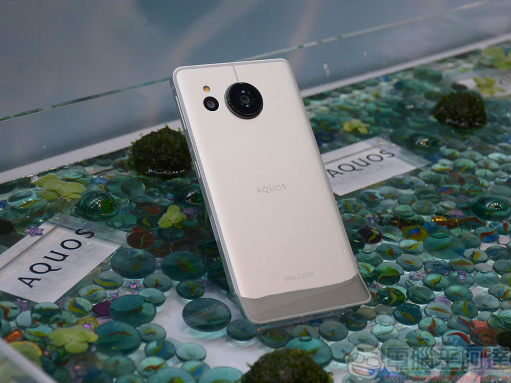 Sharp 新機 AQUOS Sens7 Plus 在台推出,為行動影音而生 - 電腦王阿達 Sharp 新機 AQUOS Sens7 Plus 在台推出,為行動影音而生 - 電腦王阿達