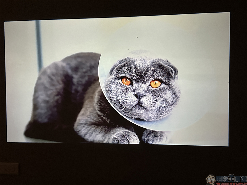 Warpple LS3 智慧投影機開箱|首款升級最新 OVO TV OS 5,專為年輕族群打造的全方位高 CP 值投影機 - 電腦王阿達 Warpple LS3 智慧投影機開箱|首款升級最新 OVO TV OS 5,專為年輕族群打造的全方位高 CP 值投影機 - 電腦王阿達