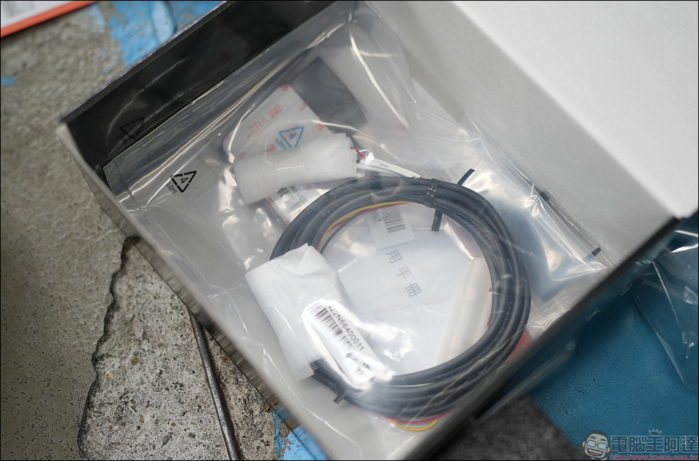 Mio MiSentry 12T 4G LTE 聯網行車記錄器開箱|車內外遠端監控、防盜萬能保全、App推播即時通報、星光級三鏡頭全面守護 - 電腦王阿達 Mio MiSentry 12T 4G LTE 聯網行車記錄器開箱|車內外遠端監控、防盜萬能保全、App推播即時通報、星光級三鏡頭全面守護 - 電腦王阿達