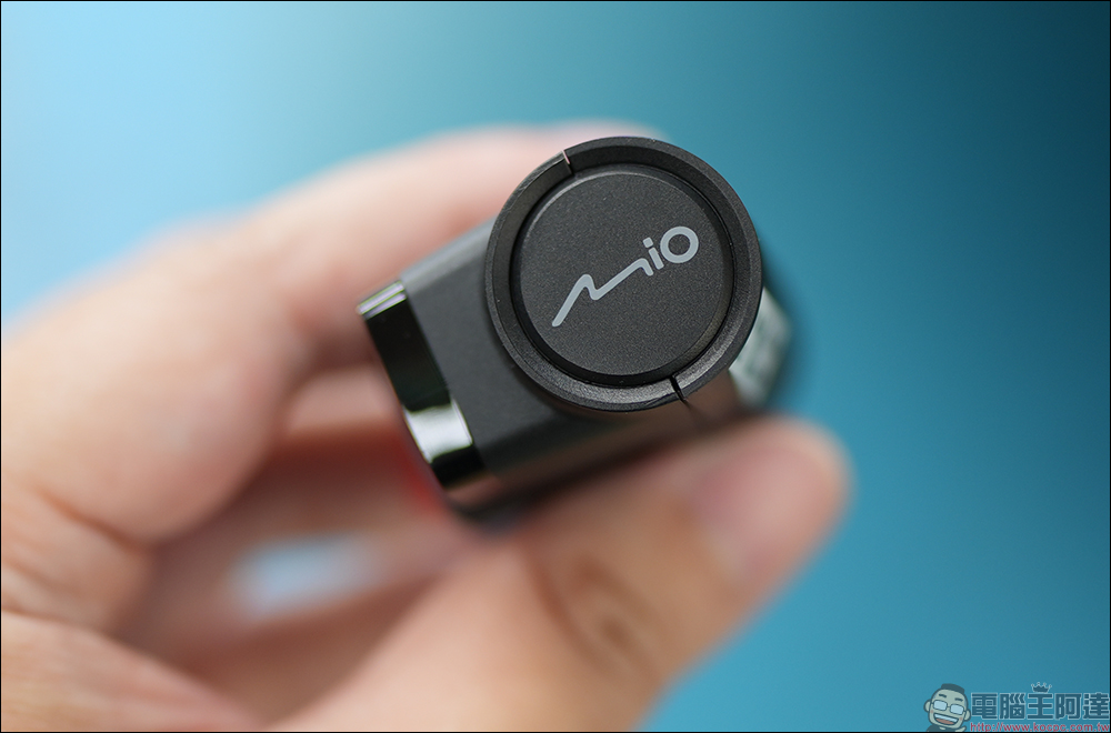 Mio MiSentry 12T 4G LTE 聯網行車記錄器開箱|車內外遠端監控、防盜萬能保全、App推播即時通報、星光級三鏡頭全面守護 - 電腦王阿達 Mio MiSentry 12T 4G LTE 聯網行車記錄器開箱|車內外遠端監控、防盜萬能保全、App推播即時通報、星光級三鏡頭全面守護 - 電腦王阿達