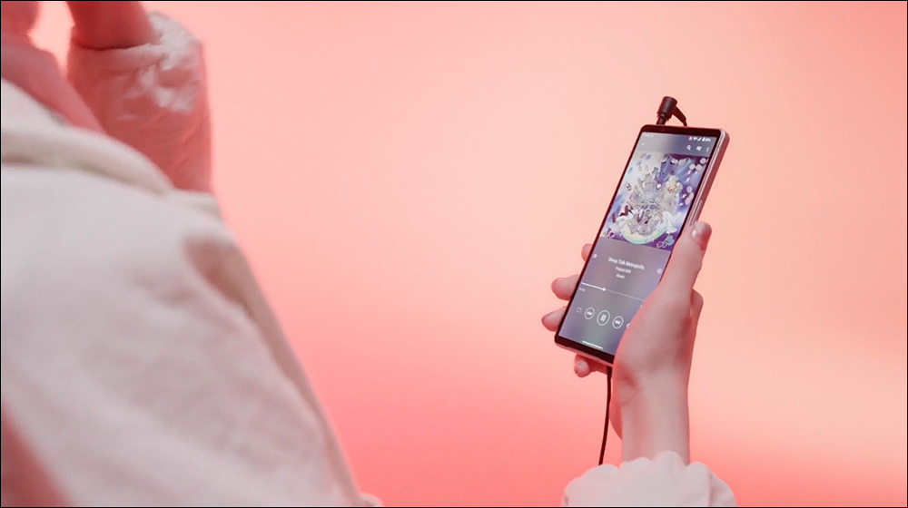 Sony 新機 Xperia 5 V 廣告短片流出,機身外觀提前曝光!主相機鏡頭少 1 顆 - 電腦王阿達 Sony 新機 Xperia 5 V 廣告短片流出,機身外觀提前曝光!主相機鏡頭少 1 顆 - 電腦王阿達