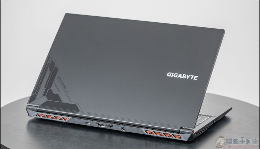 GIGABYTE 技嘉 G5 KF-E3TW333SH  (5)