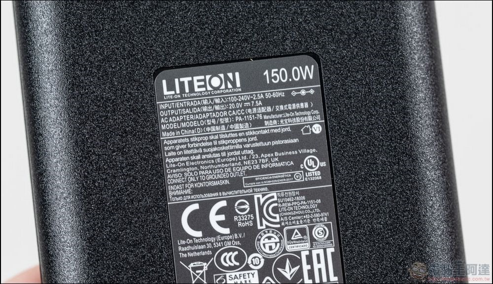 GIGABYTE 技嘉 G5 KF-E3TW333SH (8) GIGABYTE 技嘉 G5 KF-E3TW333SH (8)