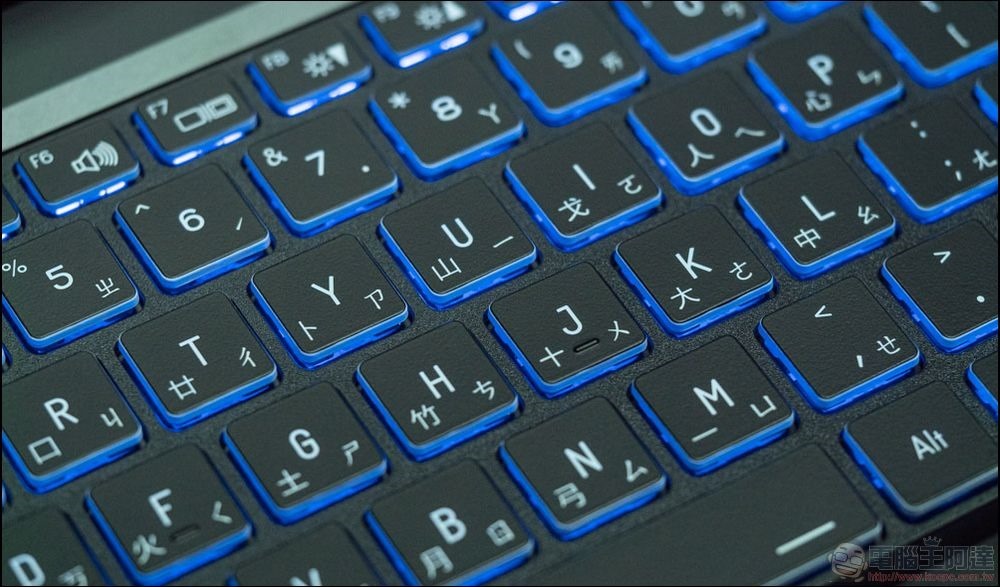 GIGABYTE 技嘉 G5 KF-E3TW333SH (11) GIGABYTE 技嘉 G5 KF-E3TW333SH (11)