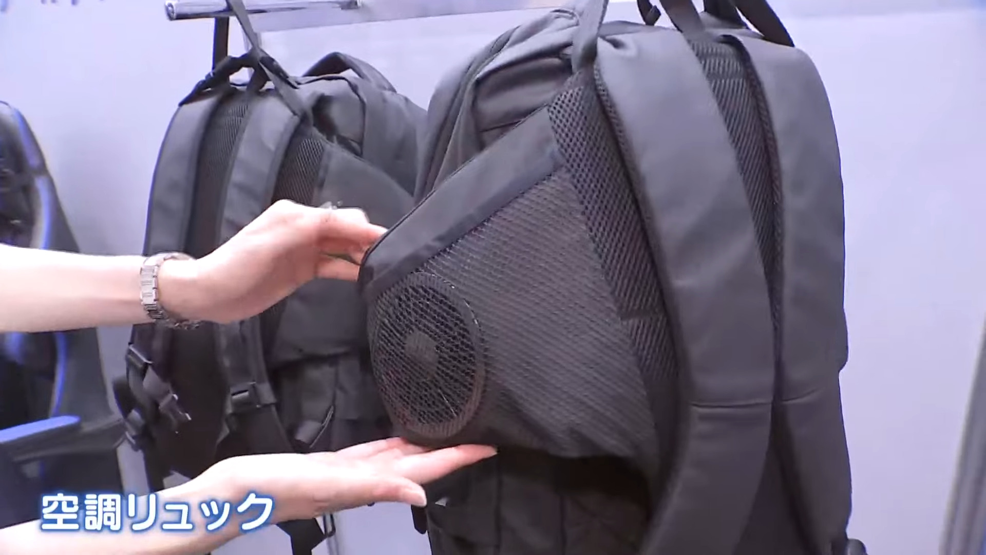 充電充到爆炸!內建風扇的空調服使用安全性受關注 - 電腦王阿達 日本各地持續高溫讓日企推出多款腦洞大開的消暑產品 - 電腦王阿達