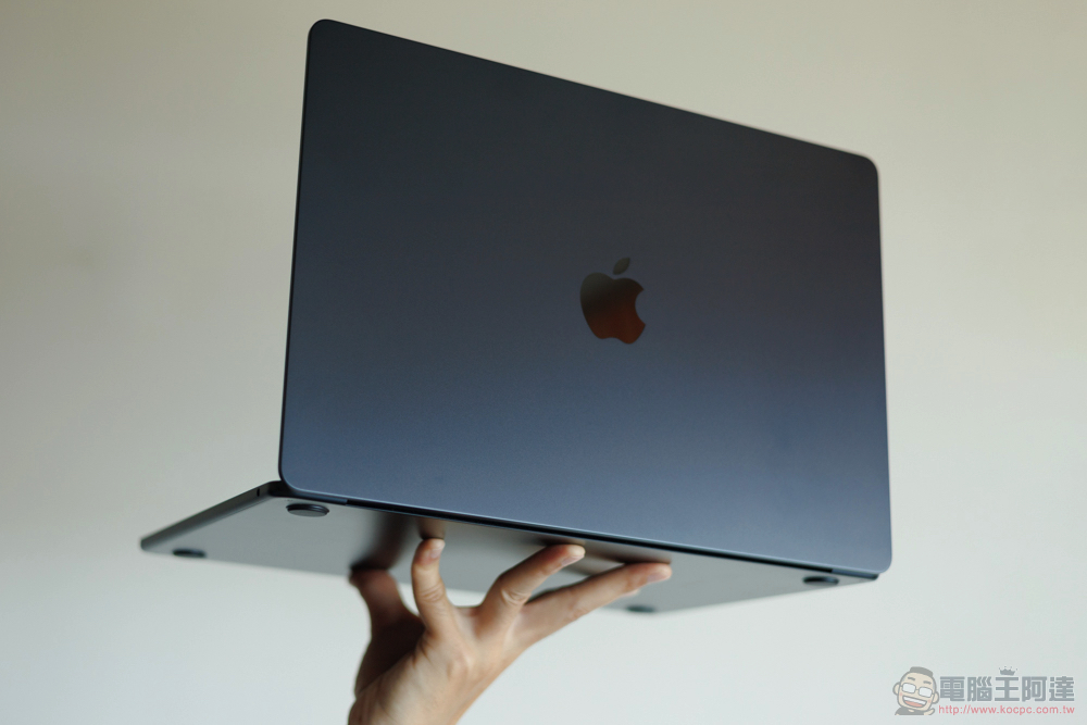 15 吋 M2 MacBook Air 開箱體驗:有那麼一點點 Pro - 電腦王阿達 15 吋 M2 MacBook Air 開箱體驗:有那麼一點點 Pro - 電腦王阿達