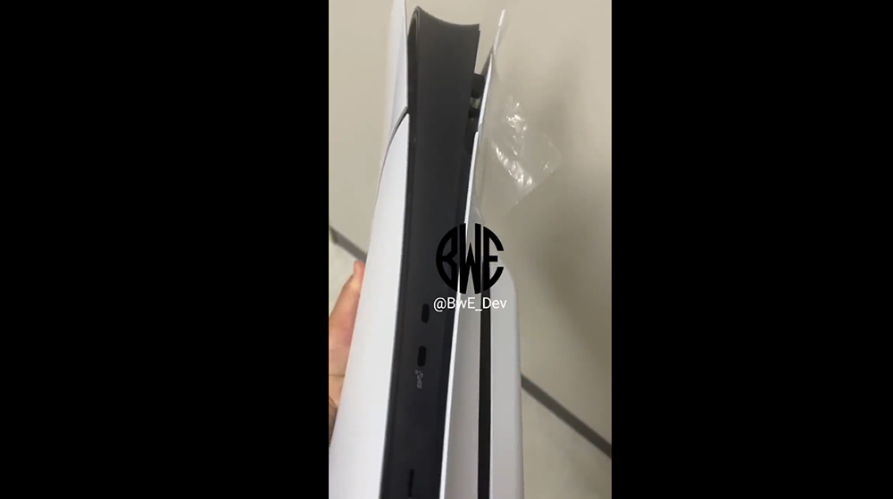 PS5 Slim 外殼動手玩影片、圖片現身,外殼中間多了特殊線條設計 - 電腦王阿達 PS5 Slim 外殼動手玩影片、圖片現身,外殼中間多了特殊線條設計 - 電腦王阿達
