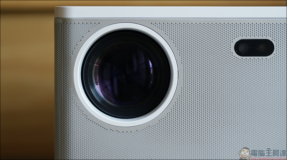 Warpple LS8 智慧投影機開箱| 700ANSI 高亮度、低音飽滿 90mm 振膜、1080P支援4K,極致性價比! - 電腦王阿達 Warpple LS8 智慧投影機開箱| 700ANSI 高亮度、低音飽滿 90mm 振膜、1080P支援4K,極致性價比! - 電腦王阿達