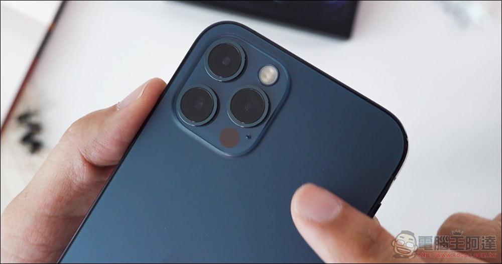 iPhone 15 Pro Max 鏡頭保護貼曝光!揭露 iPhone 年度新配色? - 電腦王阿達 iPhone 15 Pro Max 鏡頭保護貼曝光!揭露 iPhone 年度新配色? - 電腦王阿達