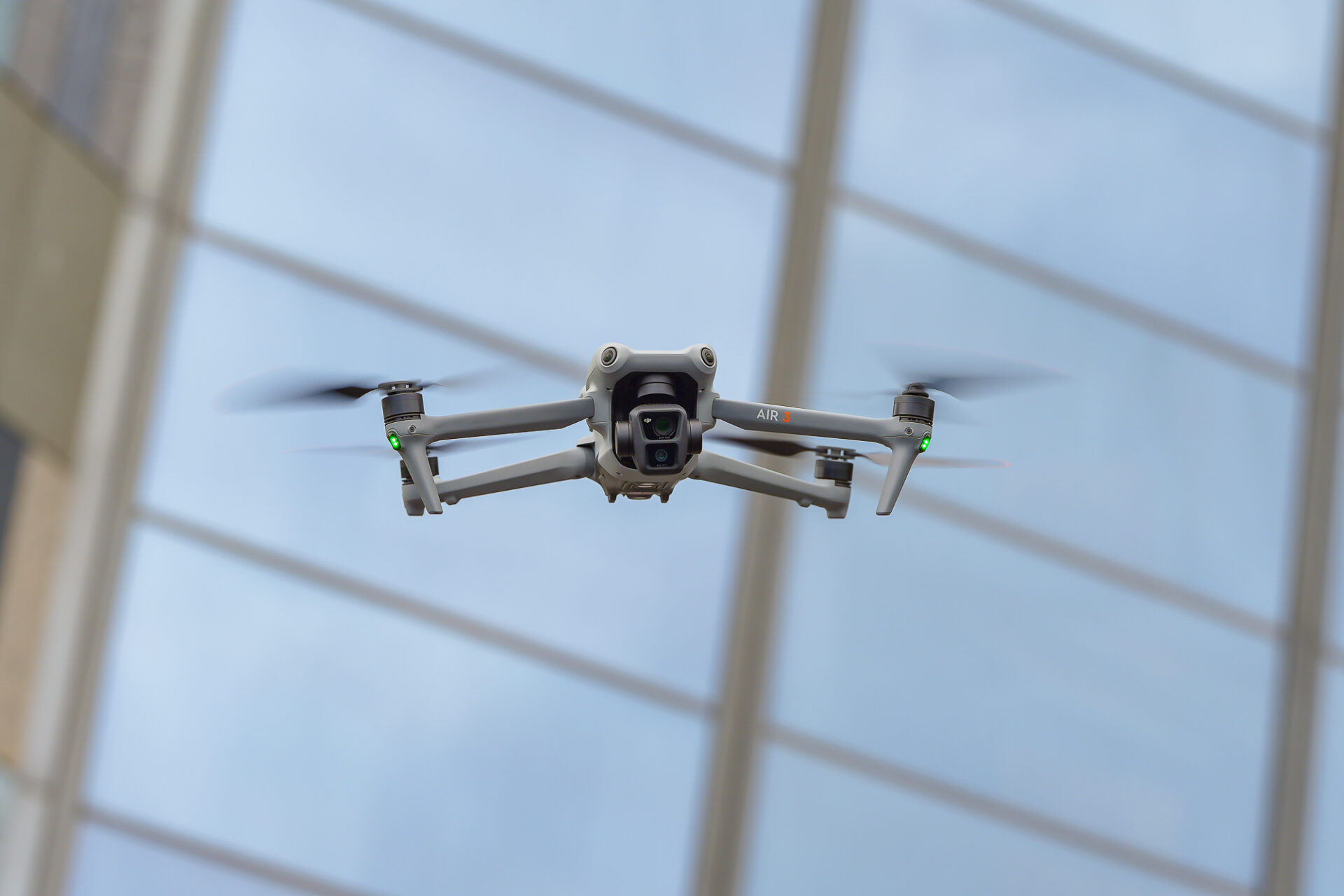 DJI與聯強國際攜手強勢推出雙鏡頭空拍機DJI AIR 3與旗艦級運動相機Osmo Action 4。 - 電腦王阿達 DJI與聯強國際攜手強勢推出雙鏡頭空拍機DJI AIR 3與旗艦級運動相機Osmo Action 4。 - 電腦王阿達