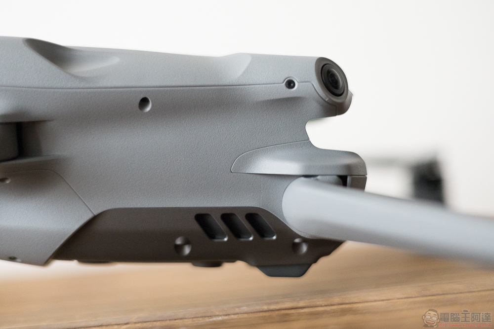 空拍優等生 DJI Air 3 開箱實測:雙鏡、46 分續航、全向避障,讓你暢快飛行打開新視界 - 電腦王阿達 空拍優等生 DJI Air 3 開箱實測:雙鏡、46 分續航、全向避障,讓你暢快飛行打開新視界 - 電腦王阿達