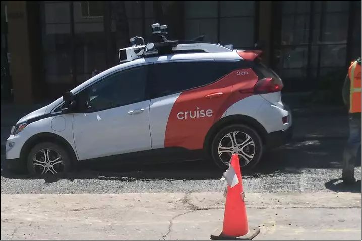舊金山 Cruise 無人車出包,誤將未乾的混凝土視為路面 - 電腦王阿達 舊金山 Cruise 無人車出包,誤將未乾的混凝土視為路面 - 電腦王阿達