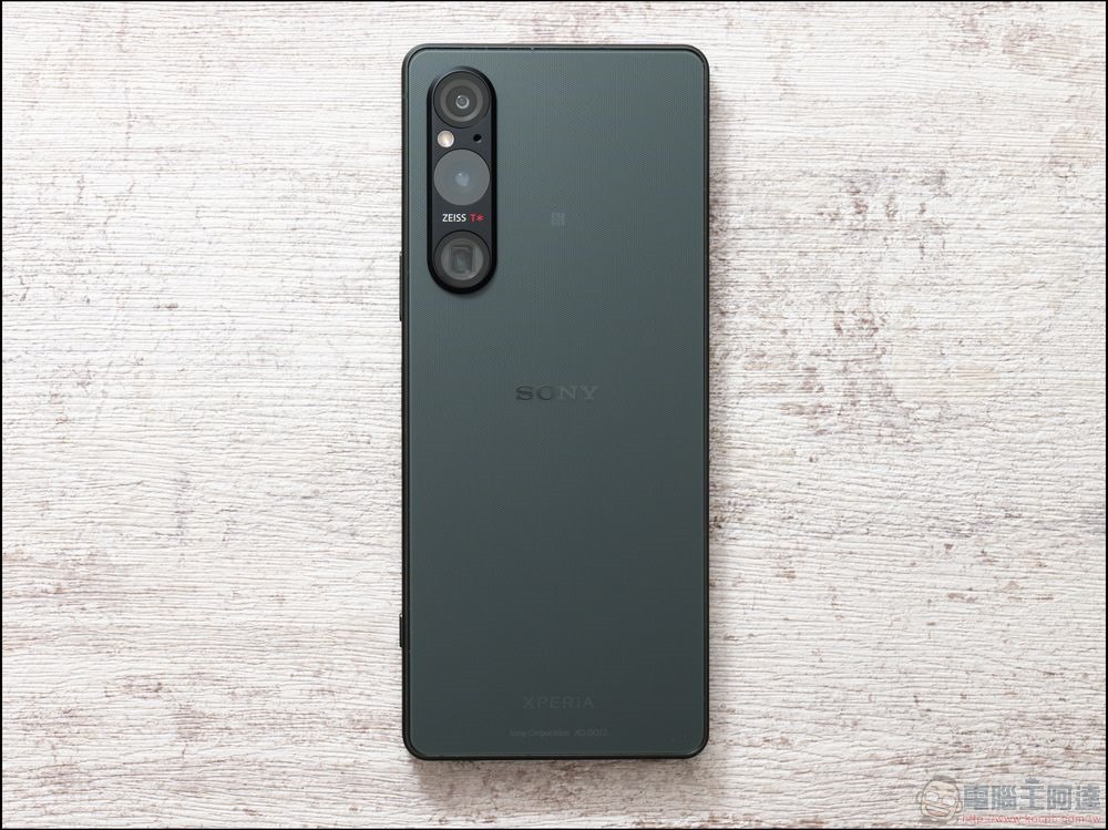 EISA 揭曉年度最佳手機、智慧手錶、耳機與投影機, Apple 與 Samsung 都落榜 - 電腦王阿達 EISA 揭曉年度最佳手機、智慧手錶、耳機與投影機, Apple 與 Samsung 都落榜 - 電腦王阿達