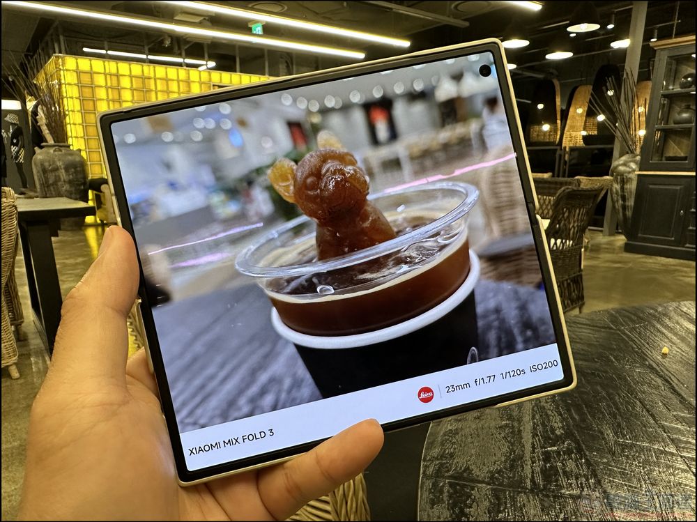 為什麼摺疊手機目前還無法取代平板電腦? - 電腦王阿達 Xiaomi Mix Fold 3 開箱動手玩:外觀設計與效能篇 - 電腦王阿達