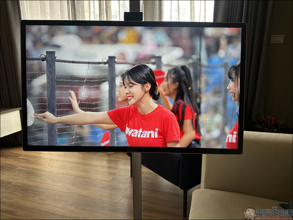 Aplustek UrMate 悠魅機開箱|32吋 4K 移動式平板電腦,極致完美的娛樂工作夥伴 - 電腦王阿達 Aplustek UrMate 悠魅機開箱|32吋 4K 移動式平板電腦,極致完美的娛樂工作夥伴 - 電腦王阿達