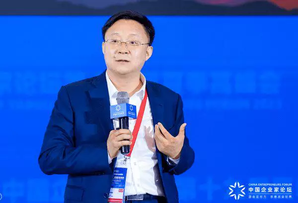 NVIDIA AI GPU 對手來了?中國宣稱華為 GPU 能力已經跟 A100 一樣,明年追上 GPT-4 - 電腦王阿達 NVIDIA AI GPU 對手來了?中國宣稱華為 GPU 能力已經跟 A100 一樣,明年追上 GPT-4 - 電腦王阿達