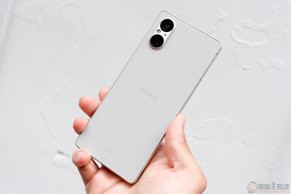Sony 宣布即日起 Xperia 1 V 與 Xperia 5 V 支援 Wi-Fi 6E - 電腦王阿達 Sony Xperia 5 V 快速開箱