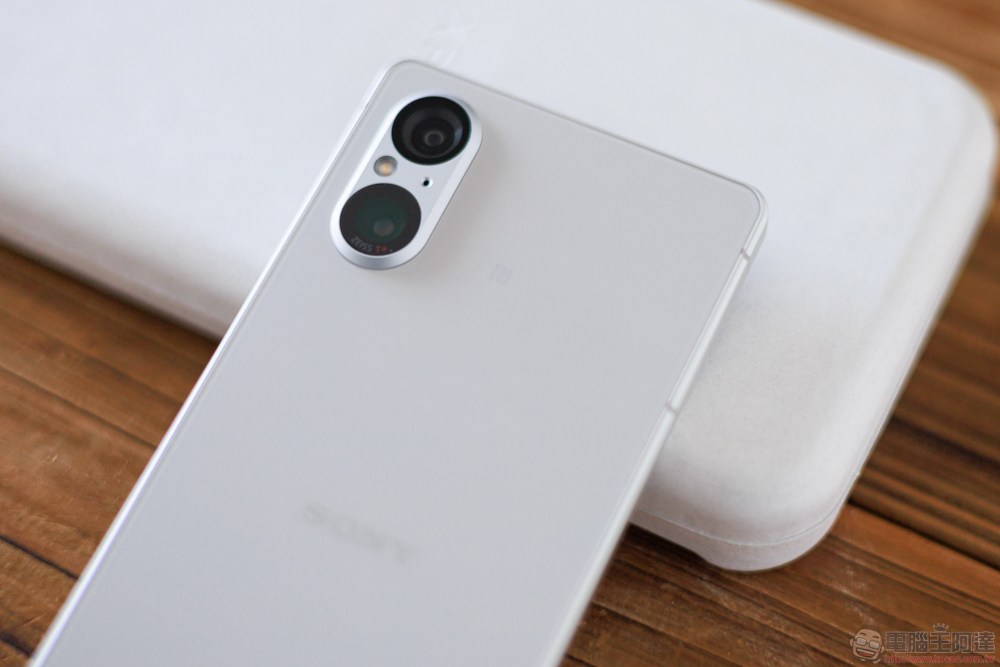 Sony Xperia 5 V 快速開箱實測:美型如常、續航更長(相機實拍) - 電腦王阿達 Sony Xperia 5 V 快速開箱實測:美型如常、續航更長(相機實拍) - 電腦王阿達