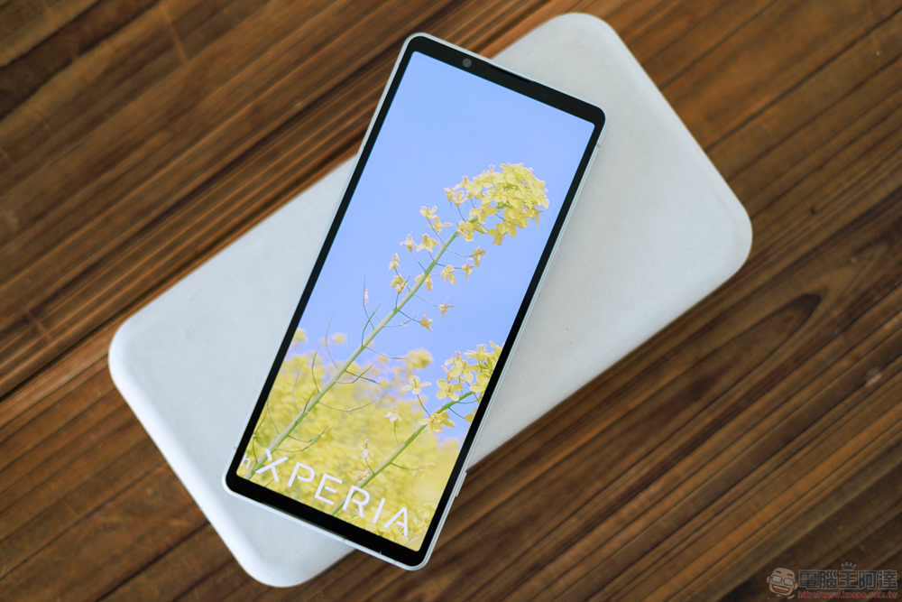 Sony Xperia 5 V 快速開箱實測:美型如常、續航更長(相機實拍) - 電腦王阿達 Sony Xperia 5 V 快速開箱實測:美型如常、續航更長(相機實拍) - 電腦王阿達