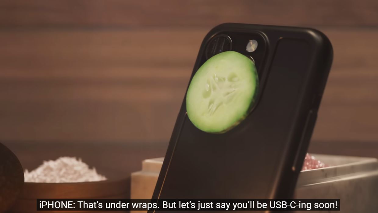 Google 的 Pixel 新廣告俏皮地戲謔 iPhone 與 USB-C - 電腦王阿達 Google 的 Pixel 新廣告俏皮地戲謔 iPhone 與 USB-C - 電腦王阿達