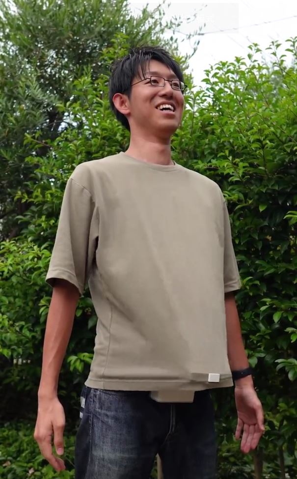 炎炎夏日如何散熱?日本網友發明免動手自動散熱的「T恤風扇」 - 電腦王阿達
