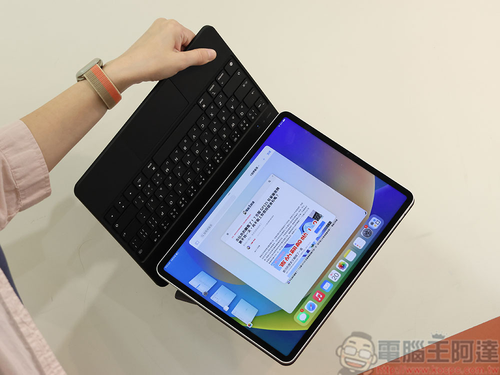 Kamera iPad 二代磁吸鍵盤保護雙面夾系列開箱:用一半的價格擁有原廠配件全功能! - 電腦王阿達 Kamera iPad 二代磁吸鍵盤保護雙面夾系列開箱:用一半的價格擁有原廠配件全功能! - 電腦王阿達