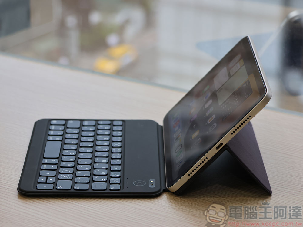 Kamera iPad 二代磁吸鍵盤保護雙面夾系列開箱:用一半的價格擁有原廠配件全功能! - 電腦王阿達 Kamera iPad 二代磁吸鍵盤保護雙面夾系列開箱:用一半的價格擁有原廠配件全功能! - 電腦王阿達