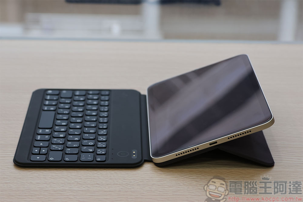 Kamera iPad 二代磁吸鍵盤保護雙面夾系列開箱:用一半的價格擁有原廠配件全功能! - 電腦王阿達 Kamera iPad 二代磁吸鍵盤保護雙面夾系列開箱:用一半的價格擁有原廠配件全功能! - 電腦王阿達