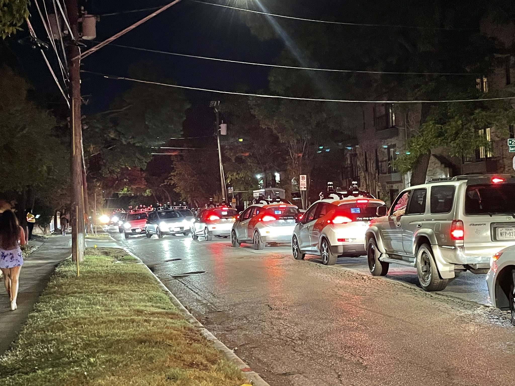 自動駕駛汽車公司Cruise的無人計程車又故障,無人駕駛真的能放心上路嗎? - 電腦王阿達 自動駕駛汽車公司Cruise的無人計程車又故障,無人駕駛真的能放心上路嗎? - 電腦王阿達