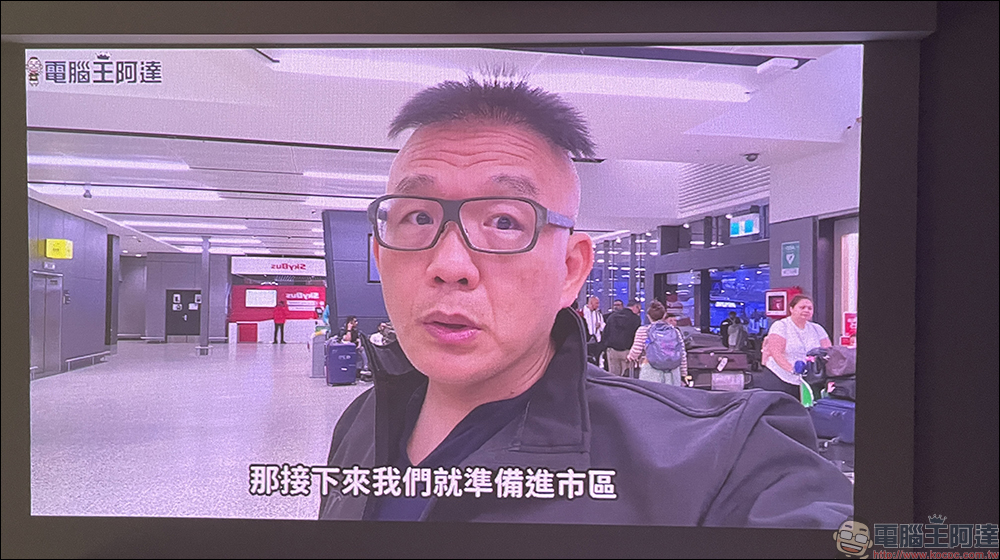 奧圖碼 Optoma OMA-S 微型3雷射投影機開箱|世界最小頂級規格,1500HK 流明高亮度、自動對焦、支援行動電源 PD 供電 - 電腦王阿達 奧圖碼 Optoma OMA-S 微型3雷射投影機開箱|世界最小頂級規格,1500HK 流明高亮度、自動對焦、支援行動電源 PD 供電 - 電腦王阿達