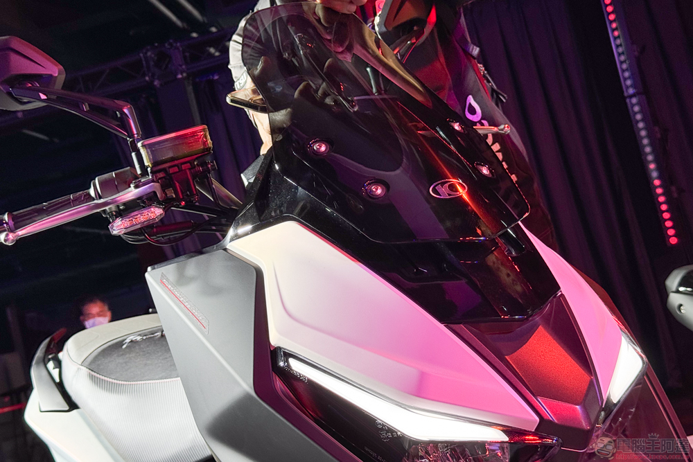 光陽 RCS Moto 與 Many Moto 反骨「魔鬥」壞壞登場,KYMCO 轟動時刻「吼出」共四款新車(全車系試乘心得) - 電腦王阿達 光陽 RCS Moto 與 Many Moto 反骨「魔鬥」壞壞登場,KYMCO 轟動時刻「吼出」共四款新車(全車系試乘心得) - 電腦王阿達