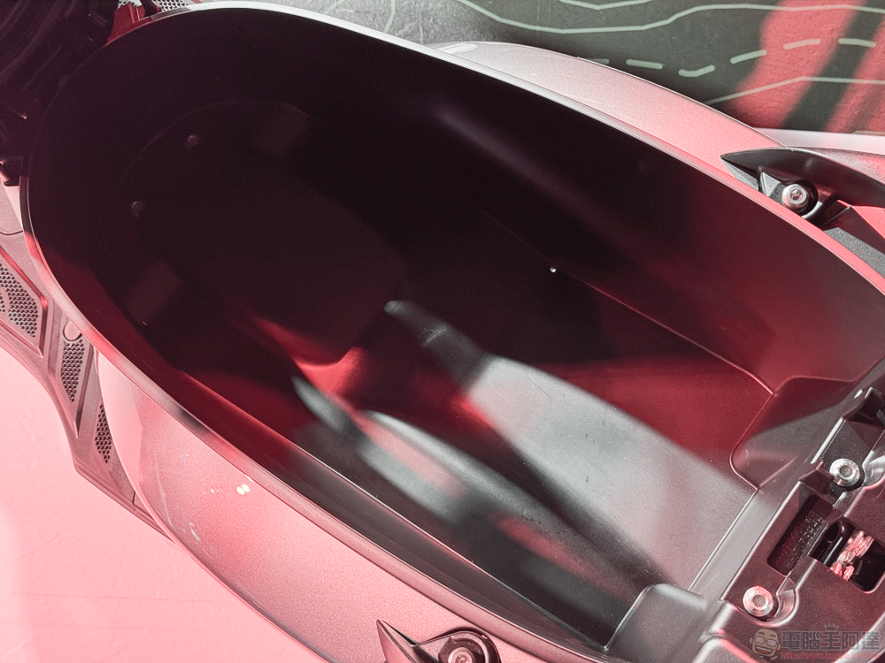 光陽 RCS Moto 與 Many Moto 反骨「魔鬥」壞壞登場,KYMCO 轟動時刻「吼出」共四款新車(全車系試乘心得) - 電腦王阿達 光陽 RCS Moto 與 Many Moto 反骨「魔鬥」壞壞登場,KYMCO 轟動時刻「吼出」共四款新車(全車系試乘心得) - 電腦王阿達