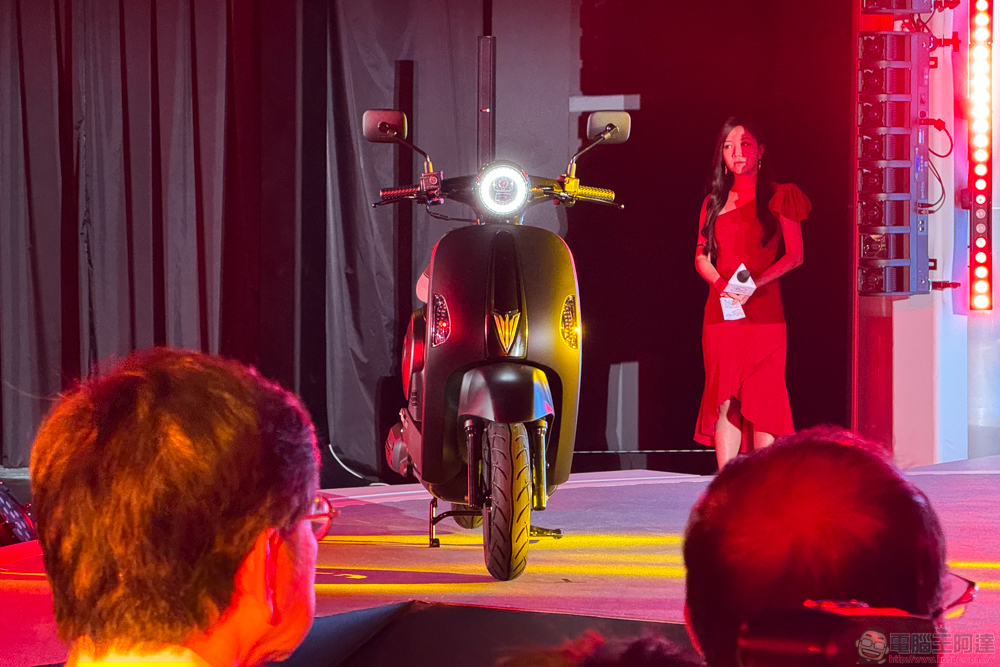 光陽 RCS Moto 與 Many Moto 反骨「魔鬥」壞壞登場,KYMCO 轟動時刻「吼出」共四款新車(全車系試乘心得) - 電腦王阿達 光陽 RCS Moto 與 Many Moto 反骨「魔鬥」壞壞登場,KYMCO 轟動時刻「吼出」共四款新車(全車系試乘心得) - 電腦王阿達