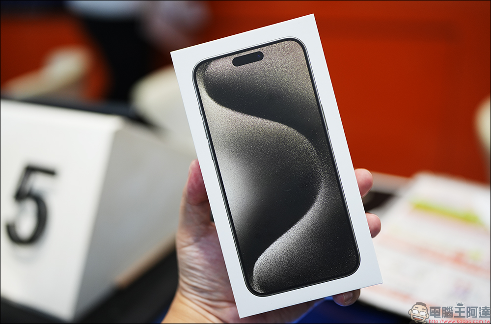 RHINOSHIELD 犀牛盾 iPhone 15 MagSafe 配件開箱 |最完整的「磁犀」配件,真是好吸力、好犀利! - 電腦王阿達 RHINOSHIELD 犀牛盾 iPhone 15 MagSafe 配件開箱 |最完整的「磁犀」配件,真是好吸力、好犀利! - 電腦王阿達