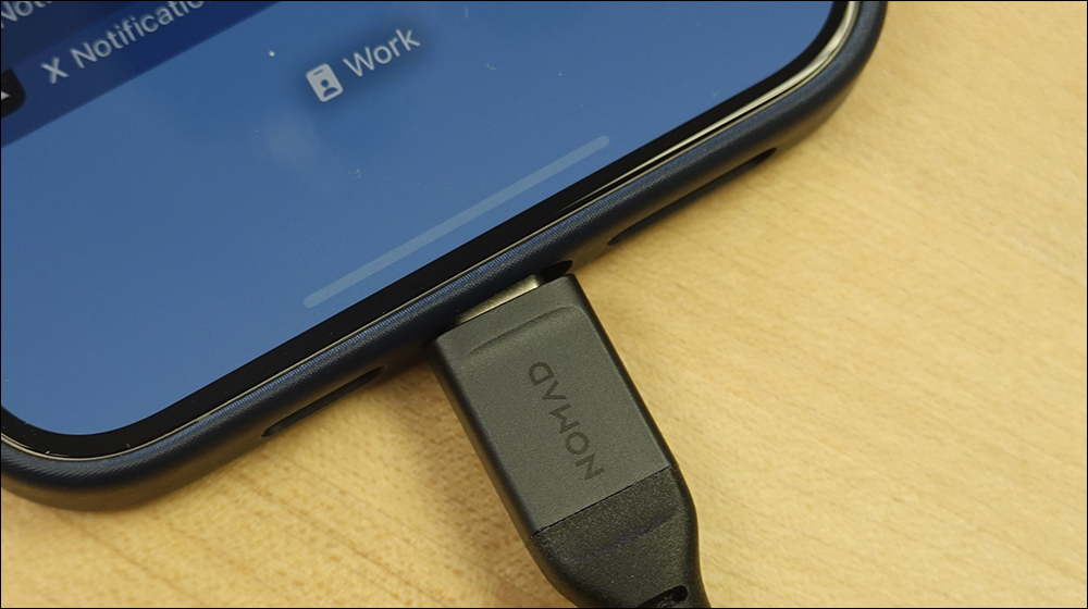 iPhone 15 精細織紋保護殼被外媒評為最失敗的產品之一,官方向零售人員說明如何照料它 - 電腦王阿達 iPhone 15 精細織紋保護殼被外媒評為最失敗的產品之一,官方向零售人員說明如何照料它 - 電腦王阿達