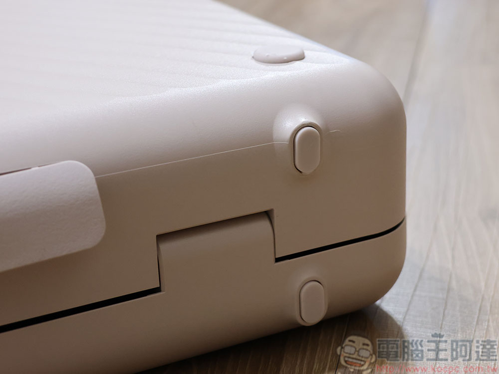 LG StanbyMe Go 開箱體驗:螢幕、喇叭一箱搞定多媒體影音,告別器材、線材纏身! - 電腦王阿達 LG StanbyMe Go 開箱體驗:螢幕、喇叭一箱搞定多媒體影音,告別器材、線材纏身! - 電腦王阿達