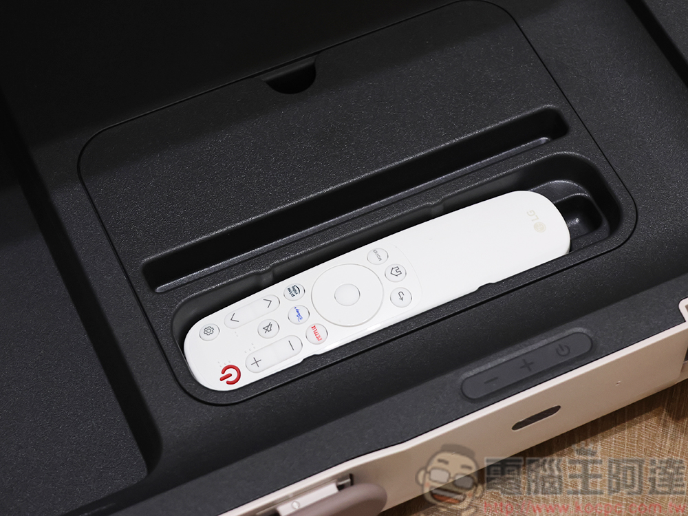 LG StanbyMe Go 開箱體驗:螢幕、喇叭一箱搞定多媒體影音,告別器材、線材纏身! - 電腦王阿達 LG StanbyMe Go 開箱體驗:螢幕、喇叭一箱搞定多媒體影音,告別器材、線材纏身! - 電腦王阿達