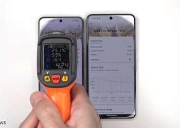 即使配備一樣處理器，Pixel 8 實測效能還是比 Pixel 8 Pro 慢 11%，而且兩台似乎都存在過熱問題