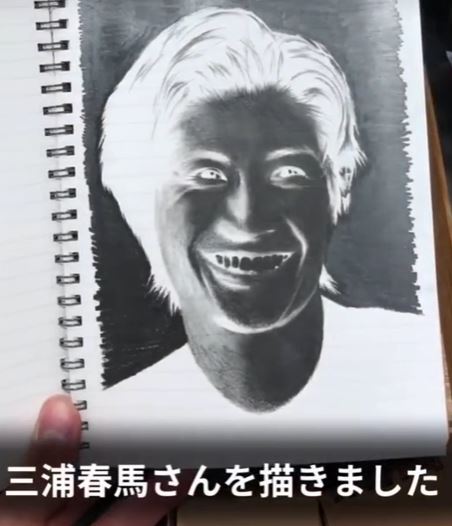 跪著看，日本tiktok創作者用牙膏和光影製作出精彩作品 - 電腦王阿達