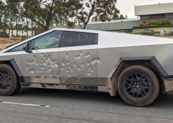 特斯拉 Cybertruck