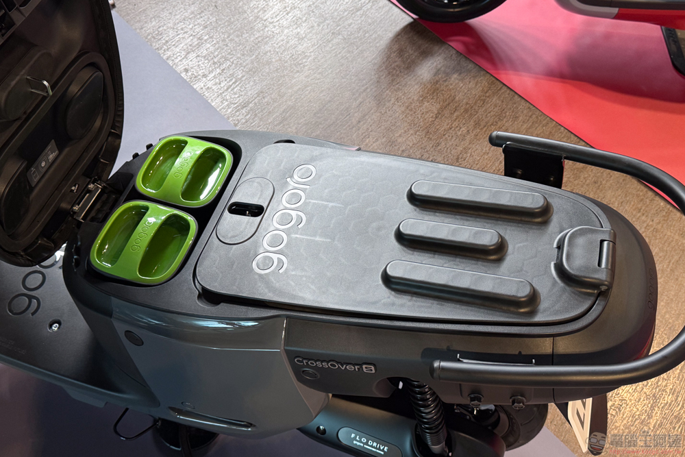 跨越世代的全新電車 Gogoro CrossOver / CrossOver S 發表(更新:動手玩) - 電腦王阿達 跨越世代的全新電車 Gogoro CrossOver / CrossOver S 發表(更新:動手玩) - 電腦王阿達