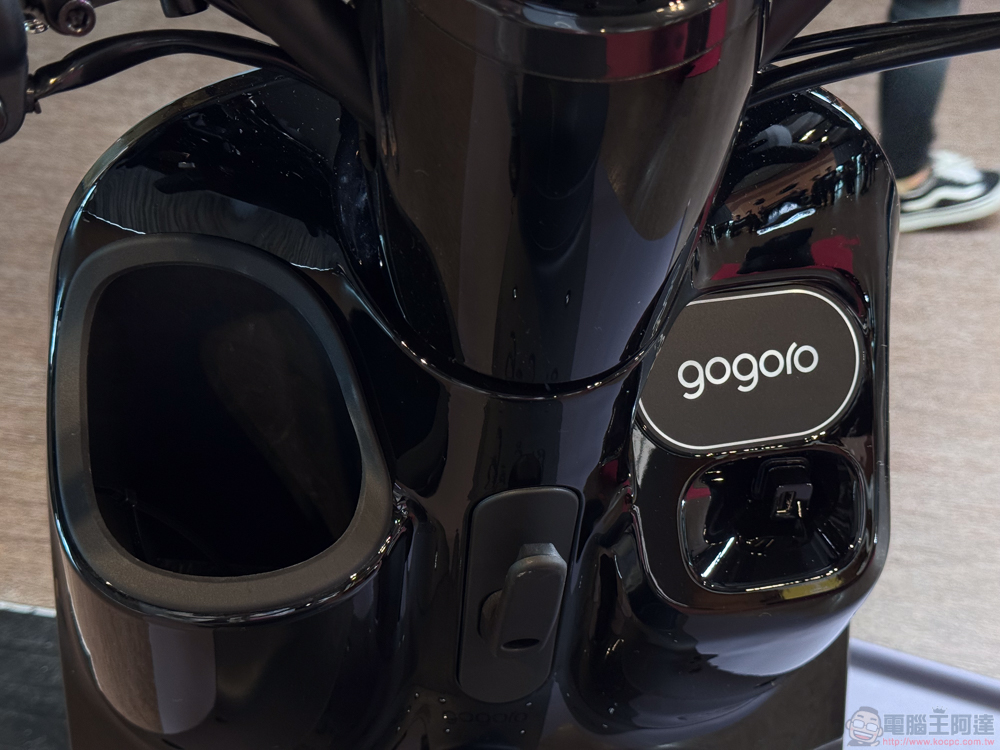 跨越世代的全新電車 Gogoro CrossOver / CrossOver S 發表(更新:動手玩) - 電腦王阿達 跨越世代的全新電車 Gogoro CrossOver / CrossOver S 發表(更新:動手玩) - 電腦王阿達